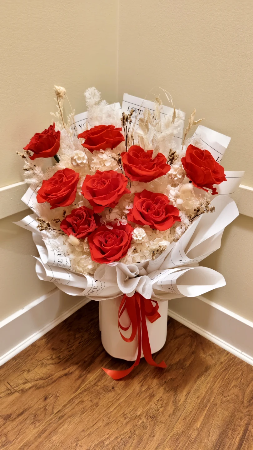 Red Preserved Rose Bouquet