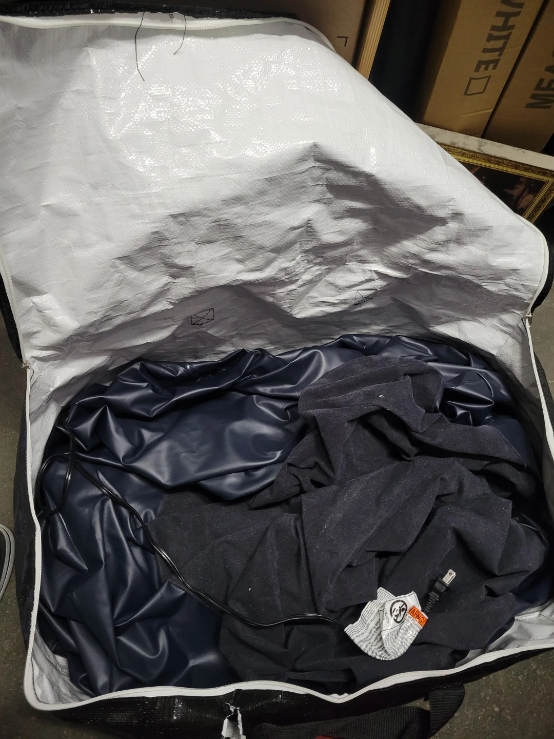 Intex Queen Air Mattress with Built-in Pump - photo 2