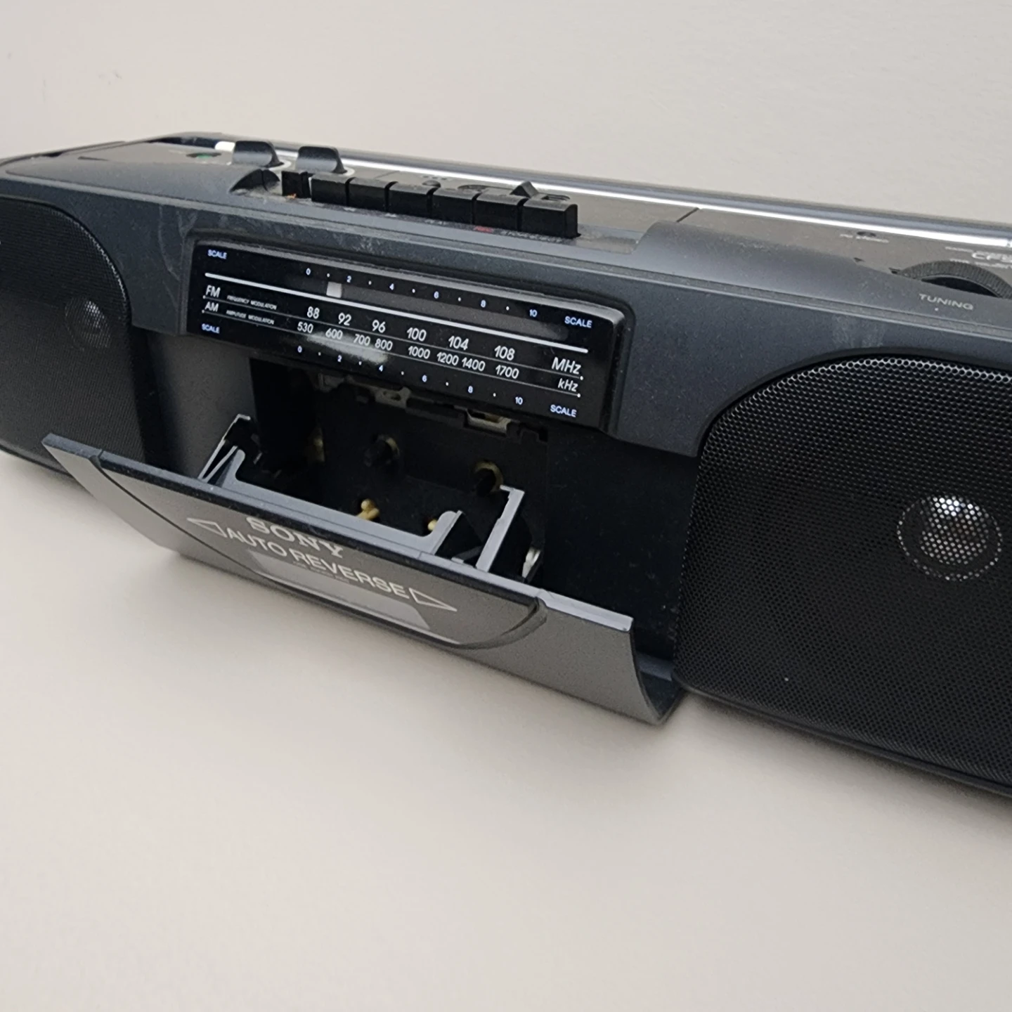 Sony CFS-202 Boombox Cassette Player Radio