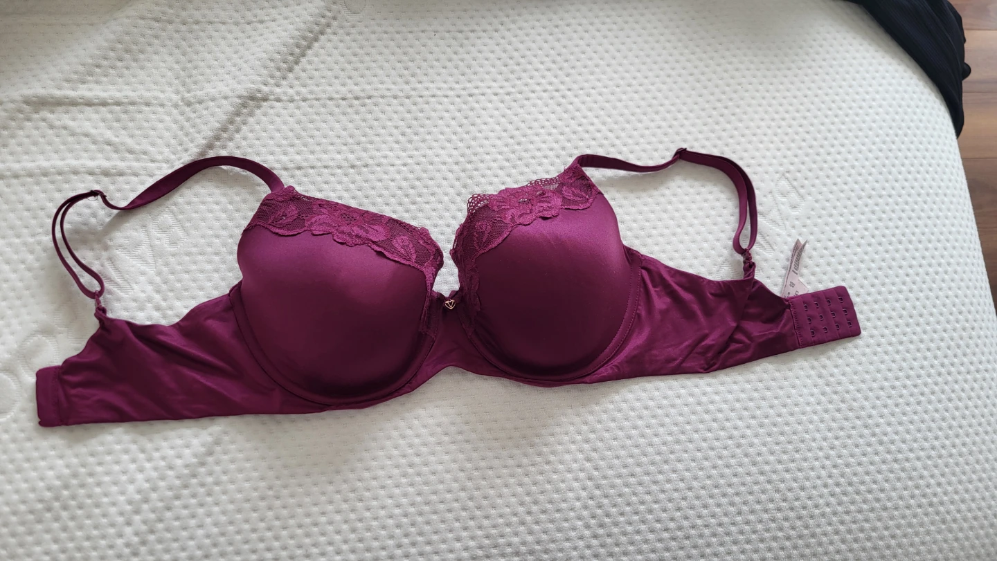 Victoria's Secret Purple Lace Bra