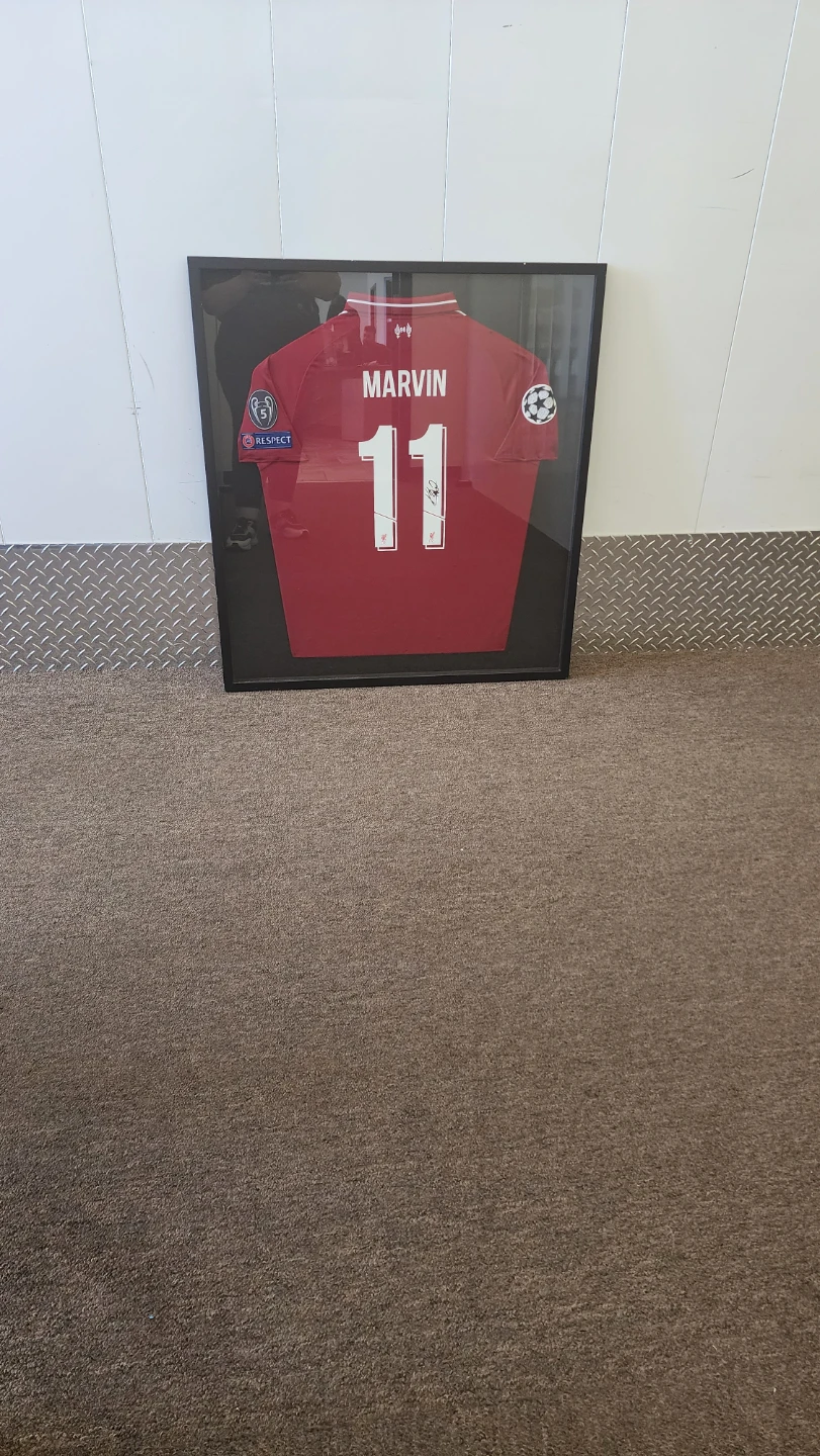 Framed Liverpool FC  Jersey with Autograph Jürgen Klopp. - photo 3