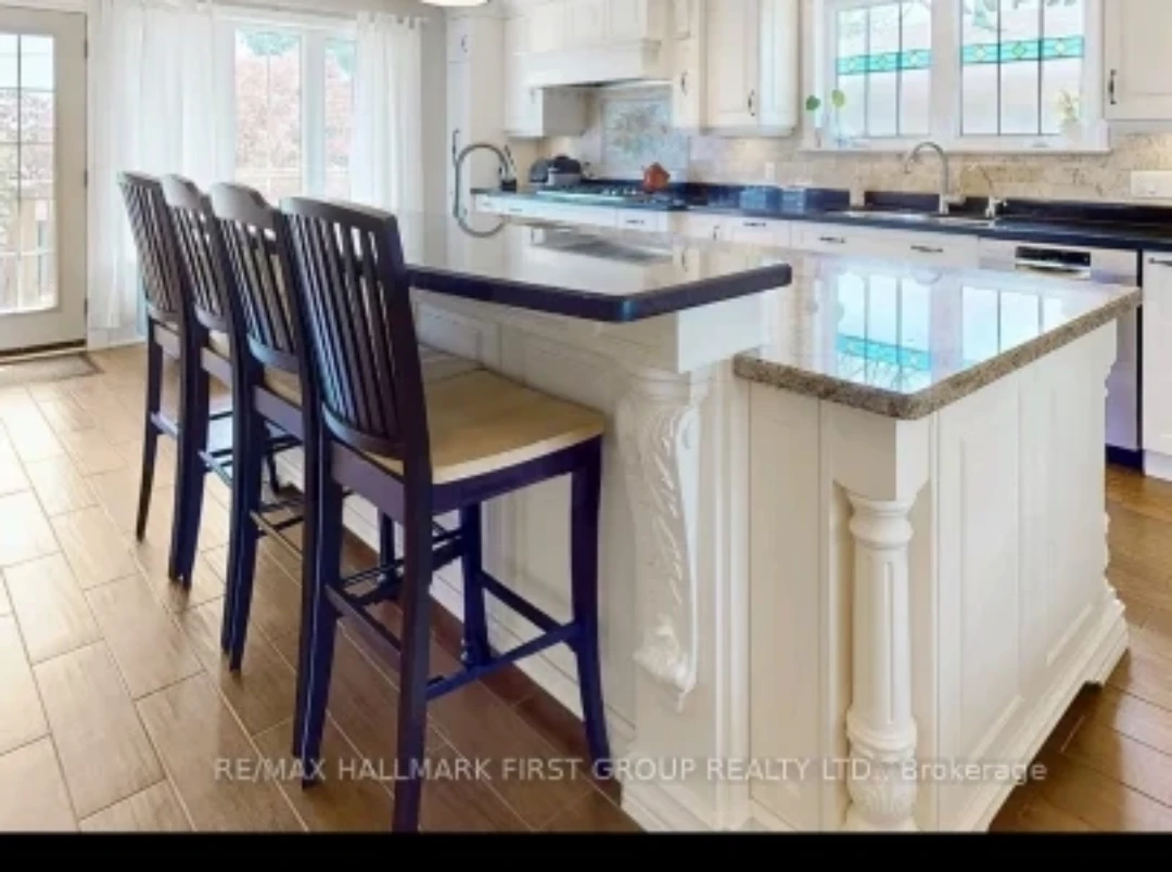 Set of 4 Dark Wood Counter Height Bar Stools - photo 2