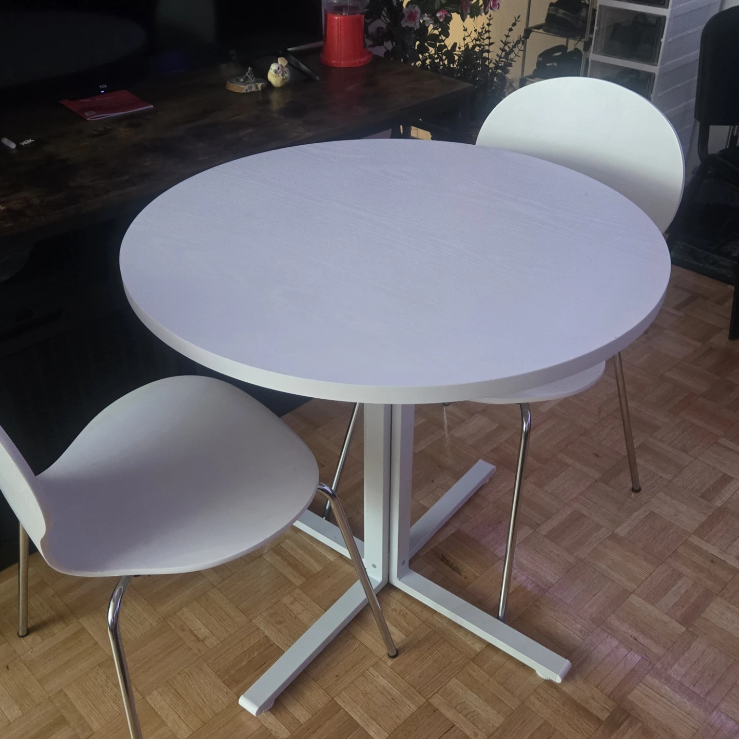 Dinning table and two ikea chairs