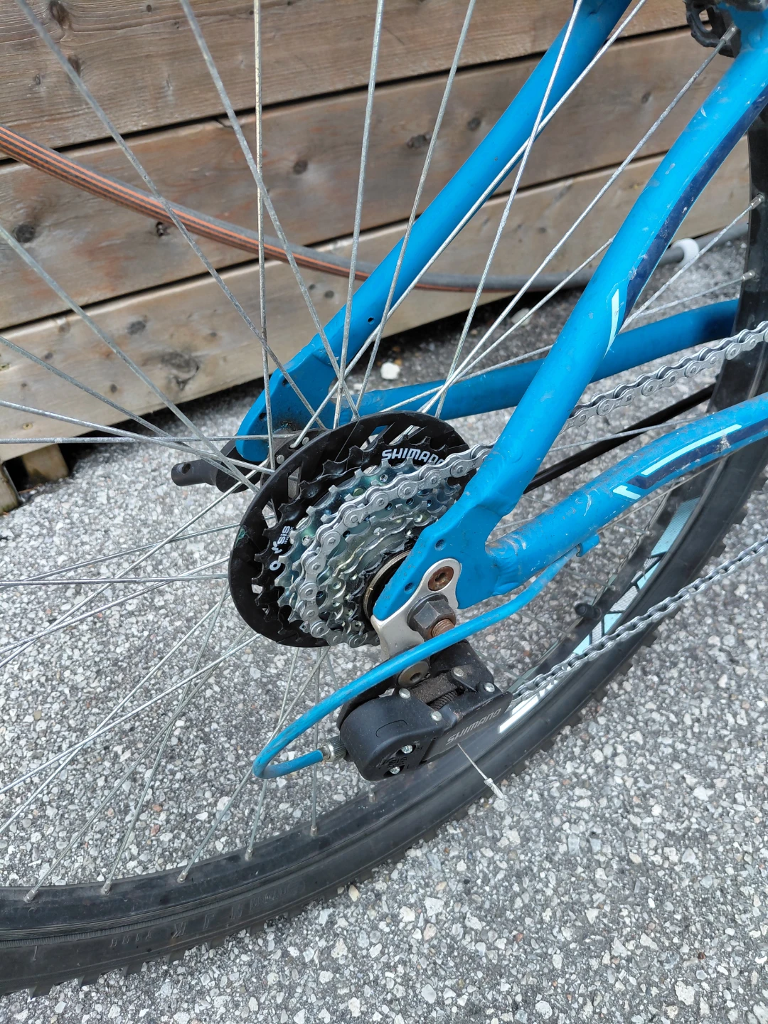 CCM Sector 21 speed Youth Bike - photo 4