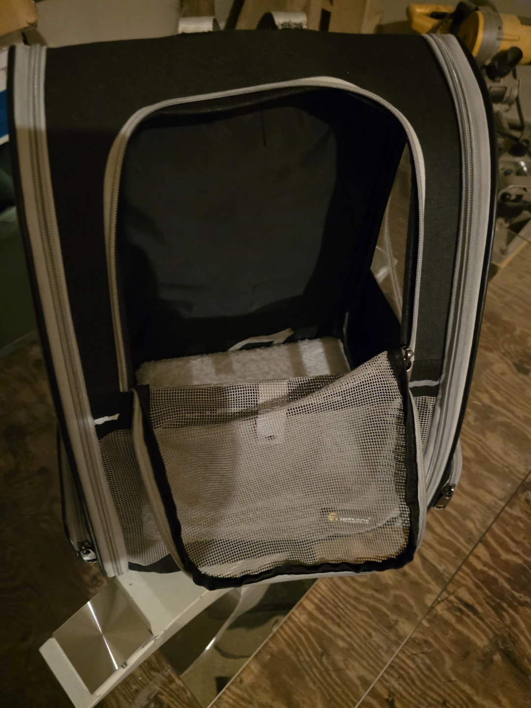 Pet Carrier Backpack - photo 5