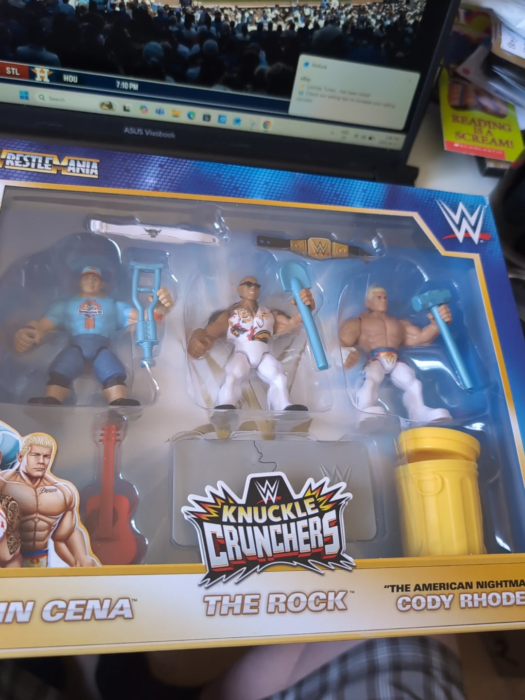 WWE Knuckle Crunchers Action Figure Set