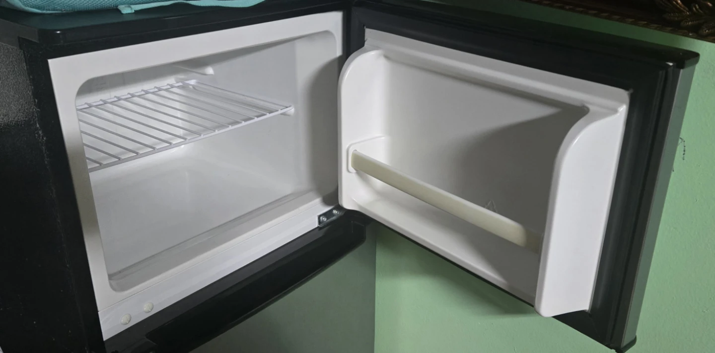 Magic Chef Mini Fridge - photo 2