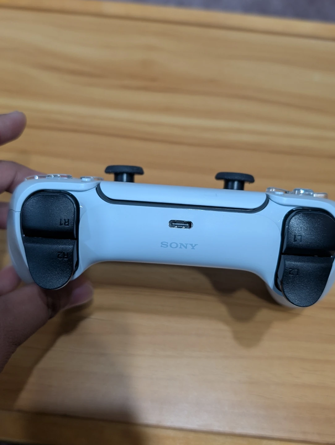 Sony PlayStation 5 DualSense Wireless Controller - photo 3