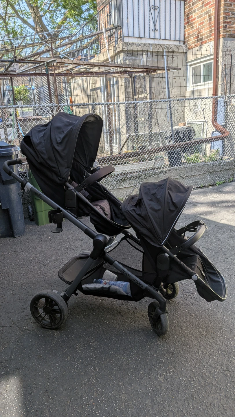 Evenflo Pivot Xpand Travel System with Infant Car Seat & Base - photo 5