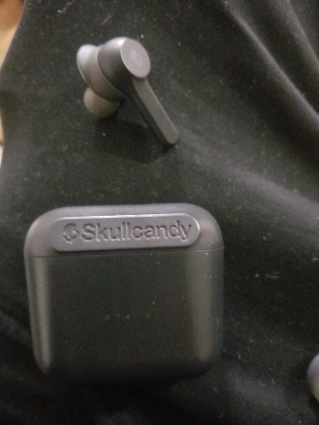 Skullcandy Wireless indy evoque Earbuds with Charging Case