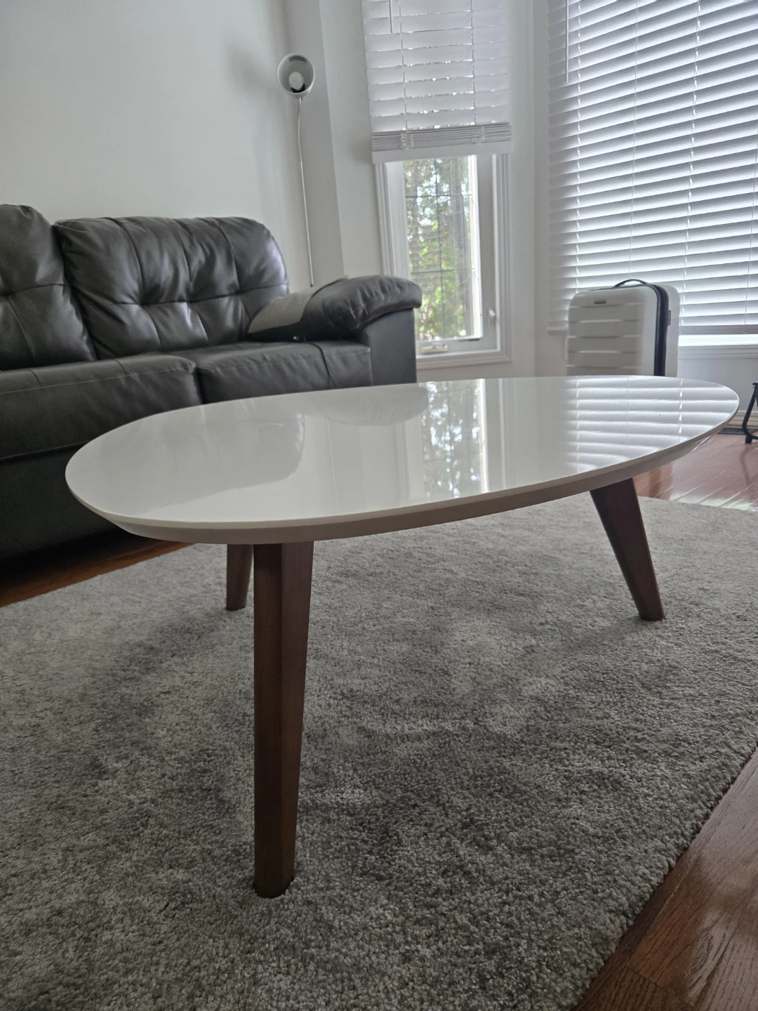 White Oval Coffee Table - photo 3
