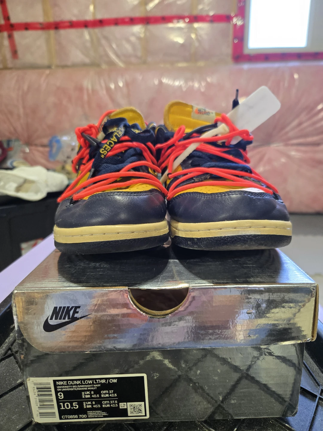 Nike Dunk Low x Off-White "University Gold" size 9 US