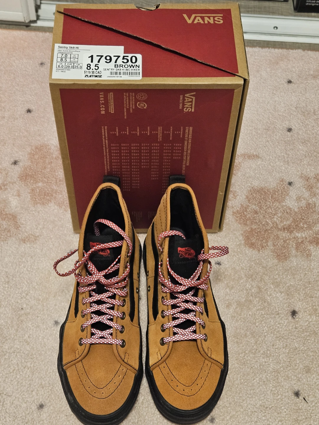 (NEW)M7/W8.5 Vans Sk8-Hi Suede Boots