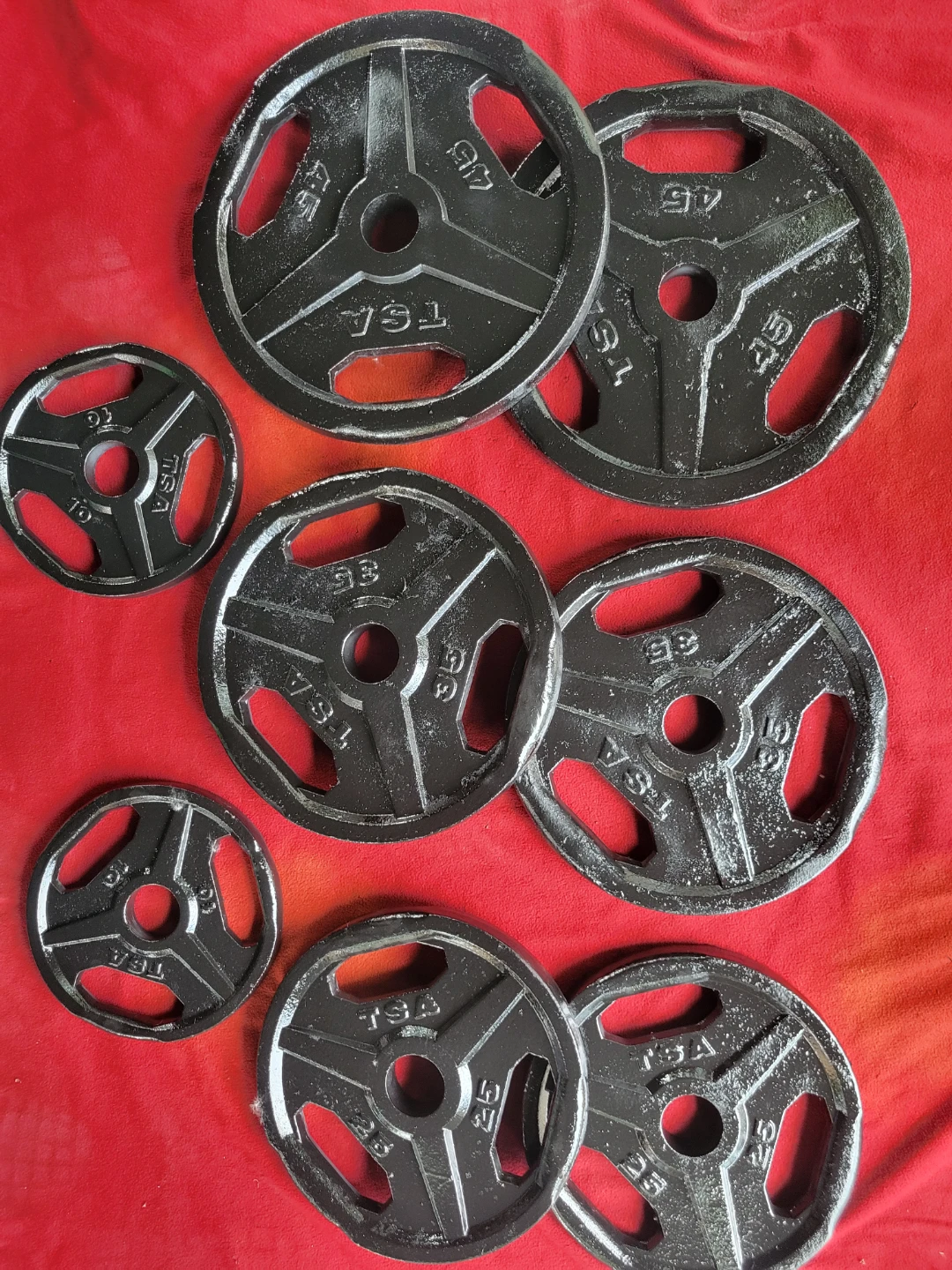 OLYMPIC 2" HOLE.  45s. 35s. 25s. 2-10s. PLATES 230LBs. - photo 2