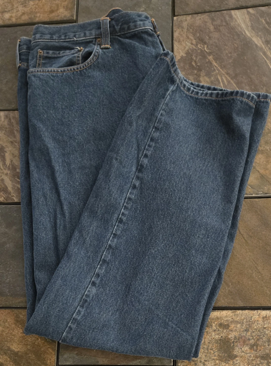 Men's Eddie Bauer Loose Fit Jeans. 42x36.