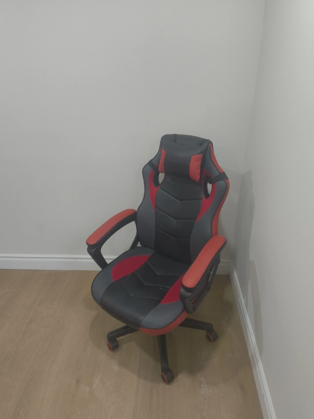 Gaming/ Office Chair - photo 2