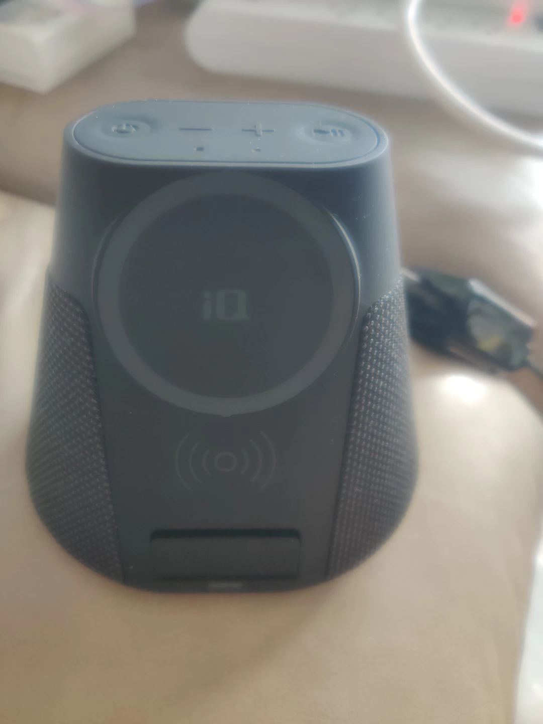 IQ Wave Home Speaker with Wireless Charger