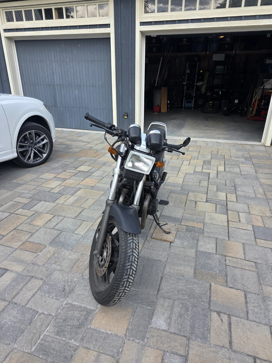 Yamaha Motorcycle - photo 2