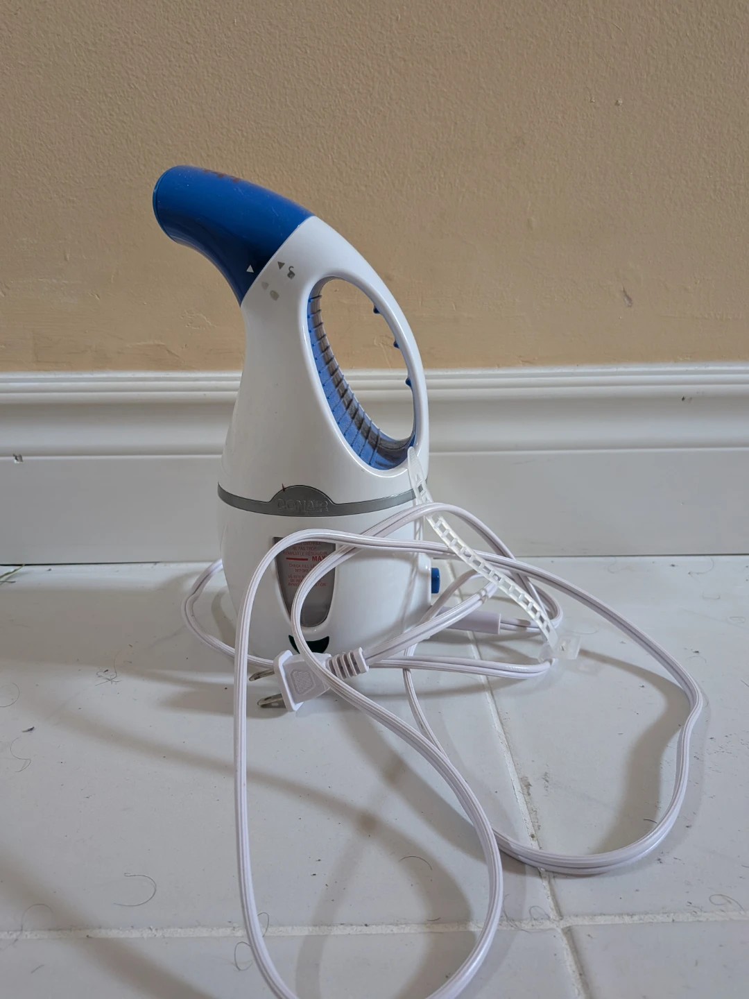 Conair Handheld Fabric Steamer