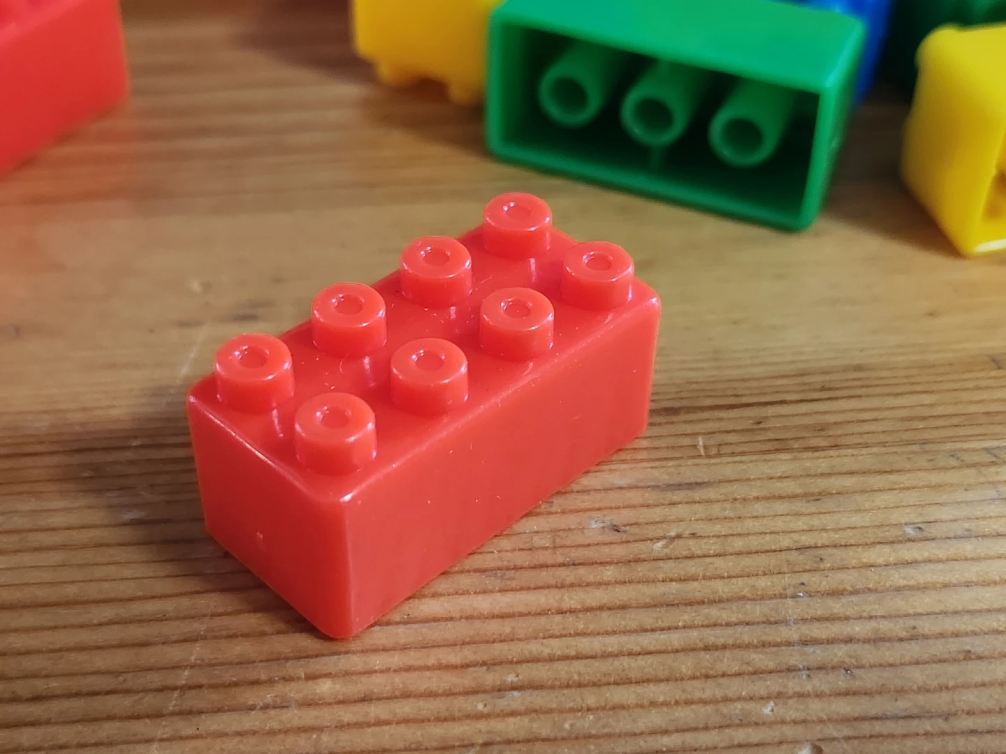 Colorful plastic building bricks - photo 5