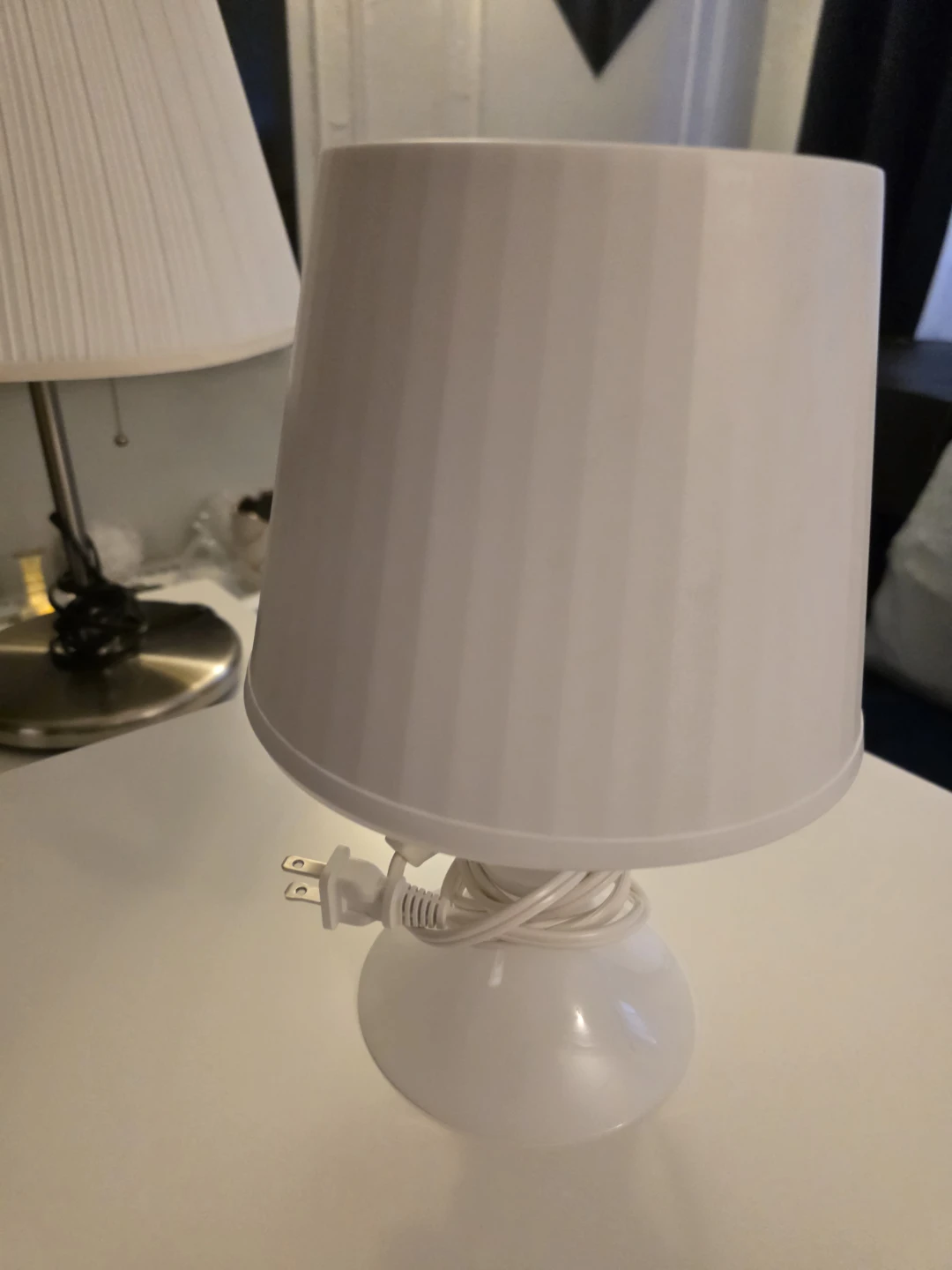 White Table plastic Lamp⚽ - photo 2