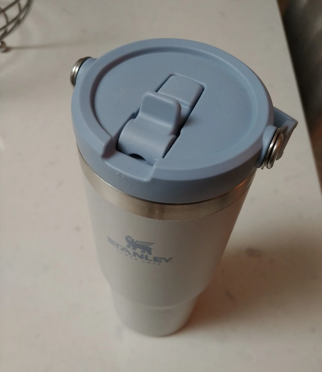 Stanley Tumbler/Bottle (30oz) - photo 3