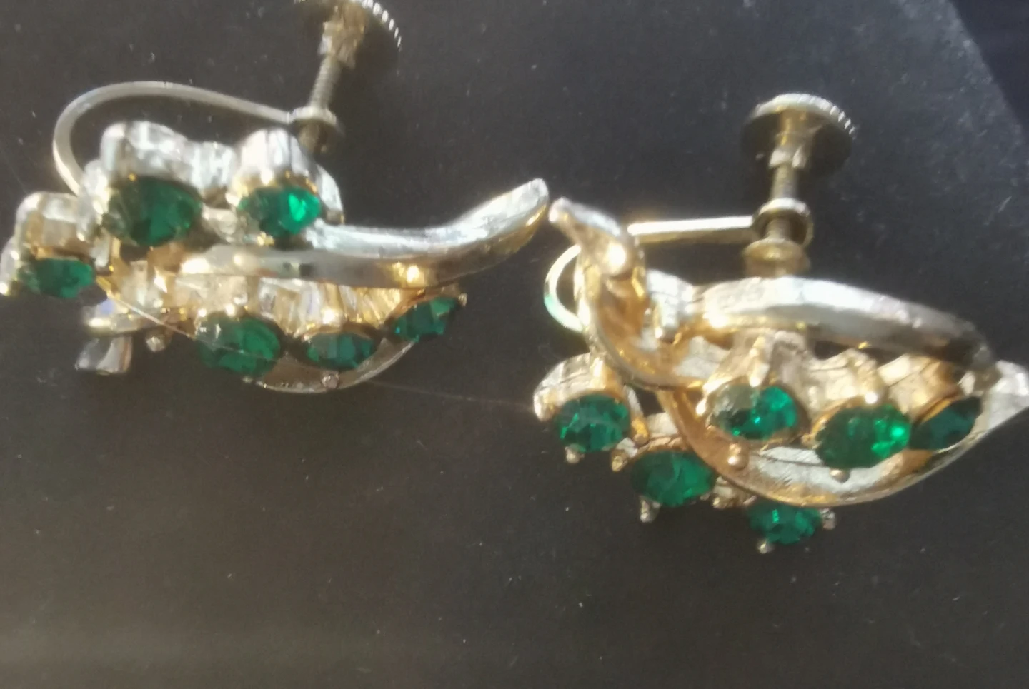 Vintage Green Gemstone & Red Earrings Set