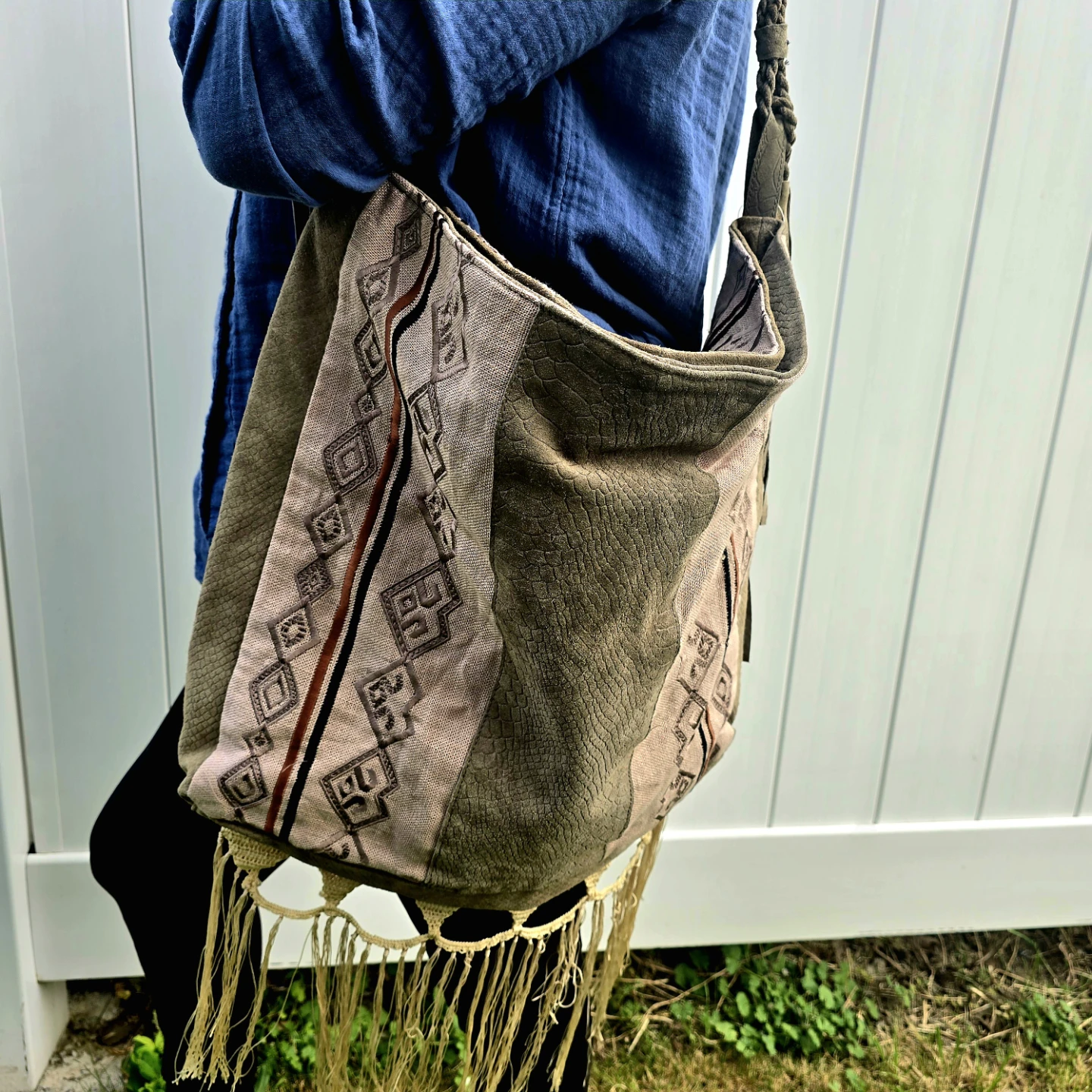 Free People Boho Woven Fringe Shoulder Bag Vintage Hippie Bag - photo 2