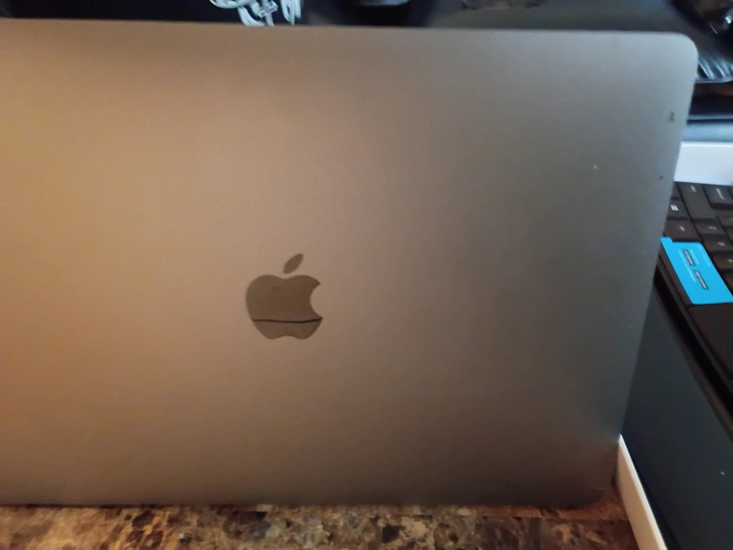 MacBook Pro with External Keyboard - photo 2