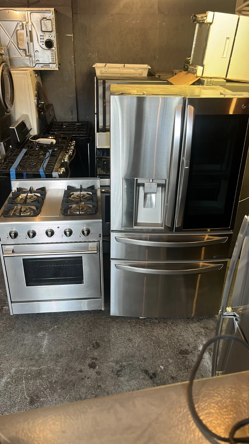 LG Stainless Steel French Door and stove - photo 3