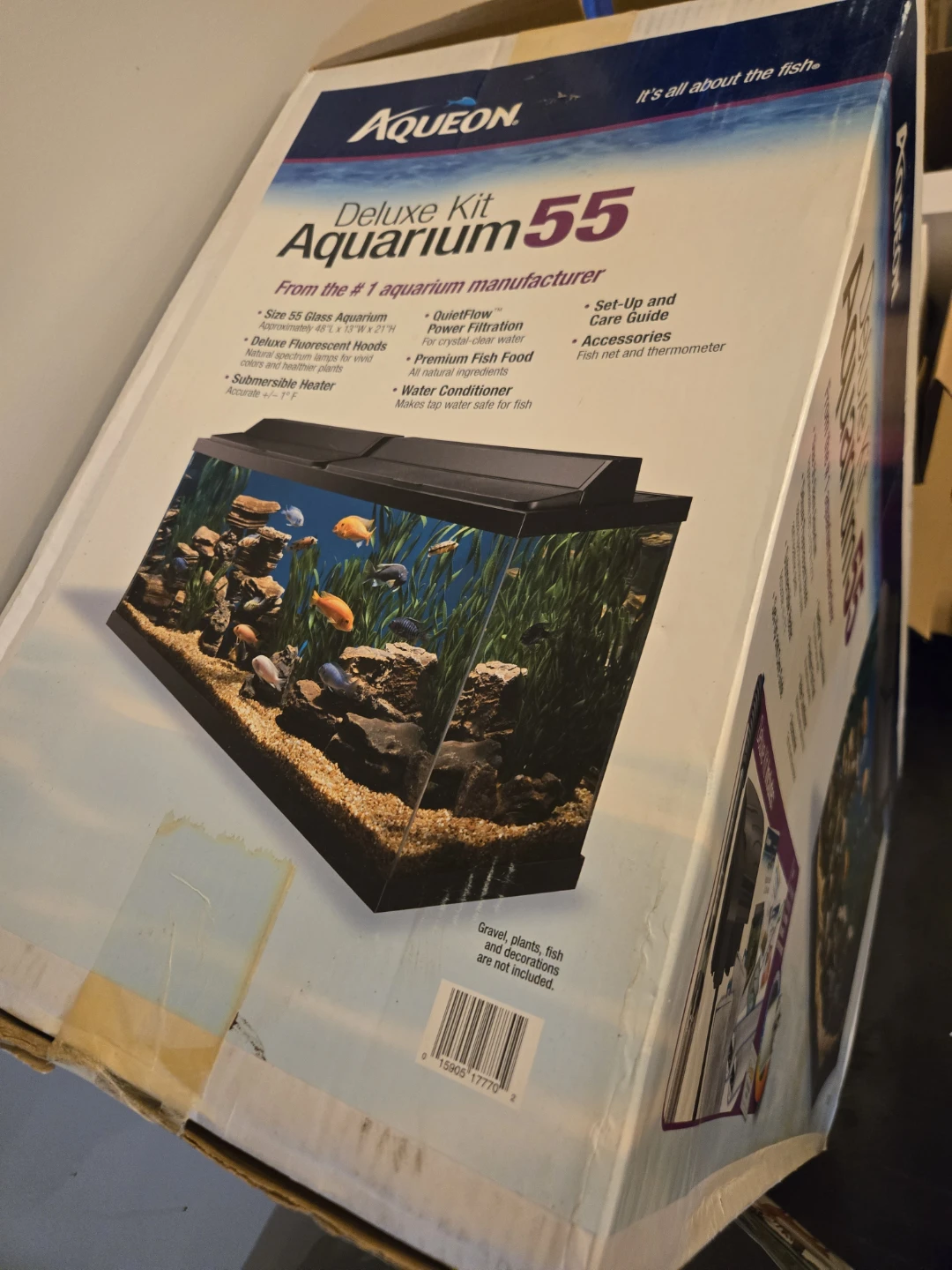 55 gallon fish tank. Only the tank. Nothing else included. - photo 2