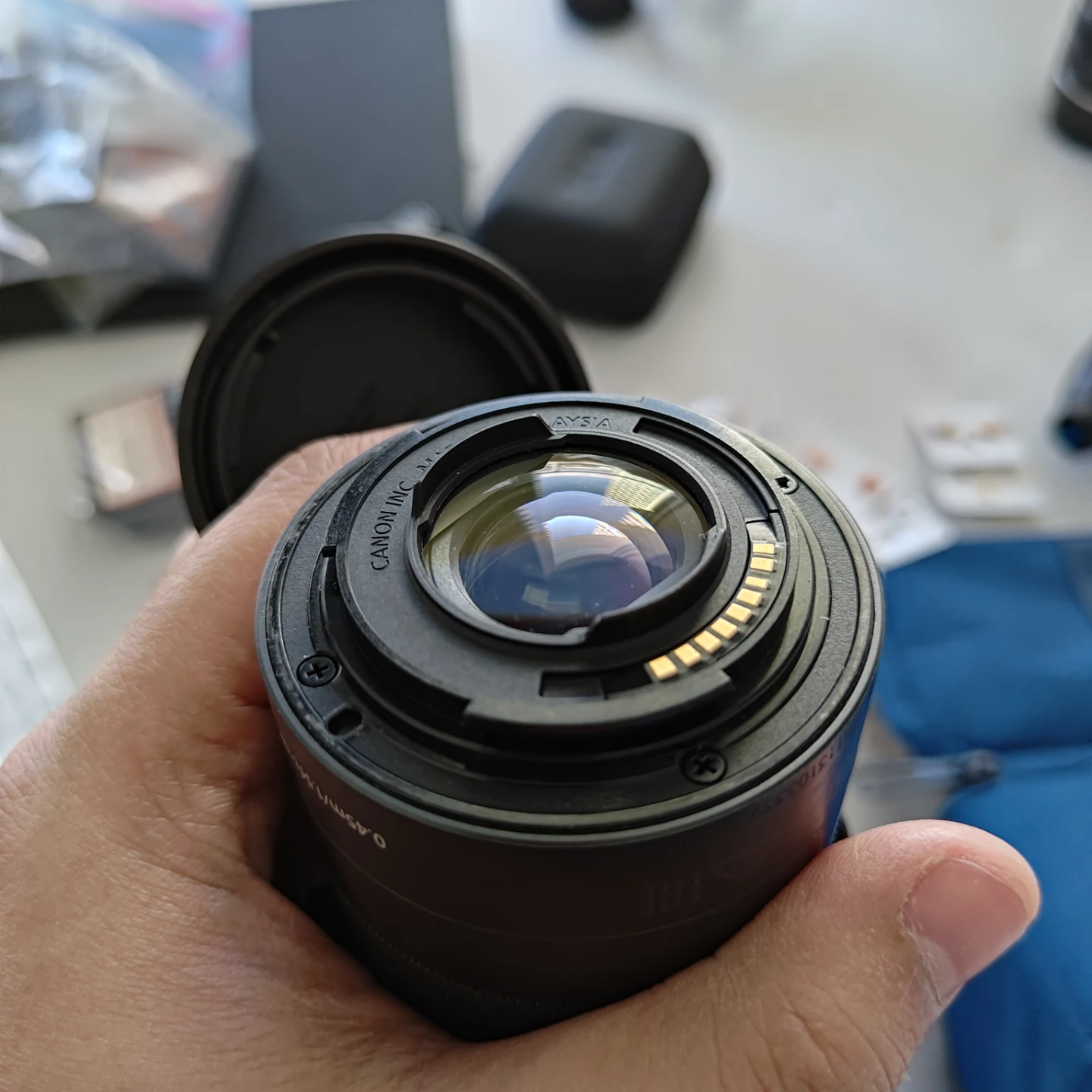 Canon EF-S 18-150mm f/3.5-6.3 IS STM Lens - photo 4