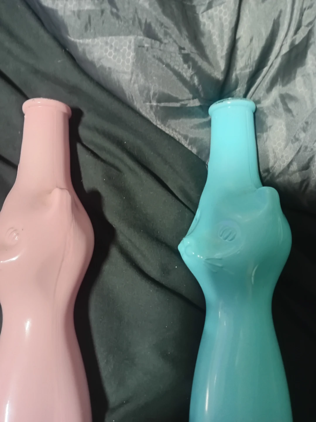 Set of 2 Novelty Cat Shaped Water Bottles (Pink & Blue) - photo 2