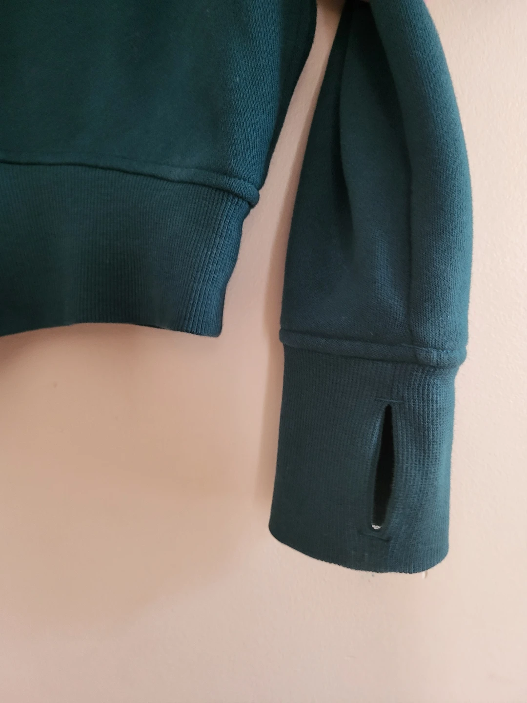 Lululemon Scuba Full-Zip Cropped Hoodie - Size 4 - photo 5