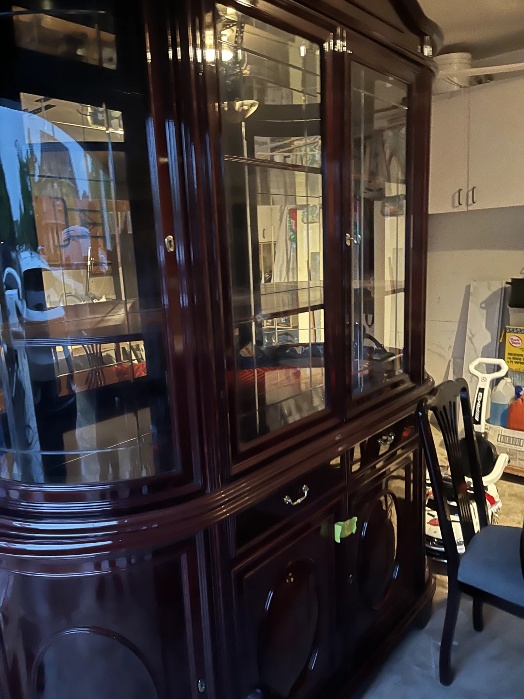 Solid wood Mahogany China Cabinet + Dining Table Set (6 Chairs) - photo 3