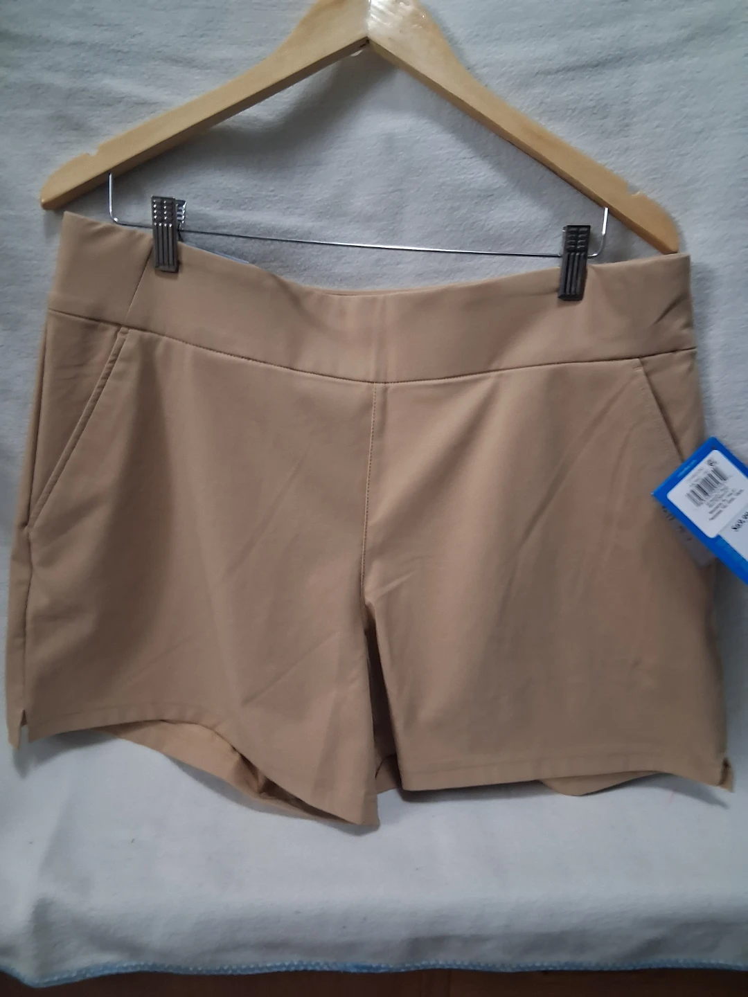 Columbia Women's Active Fit Shorts XL