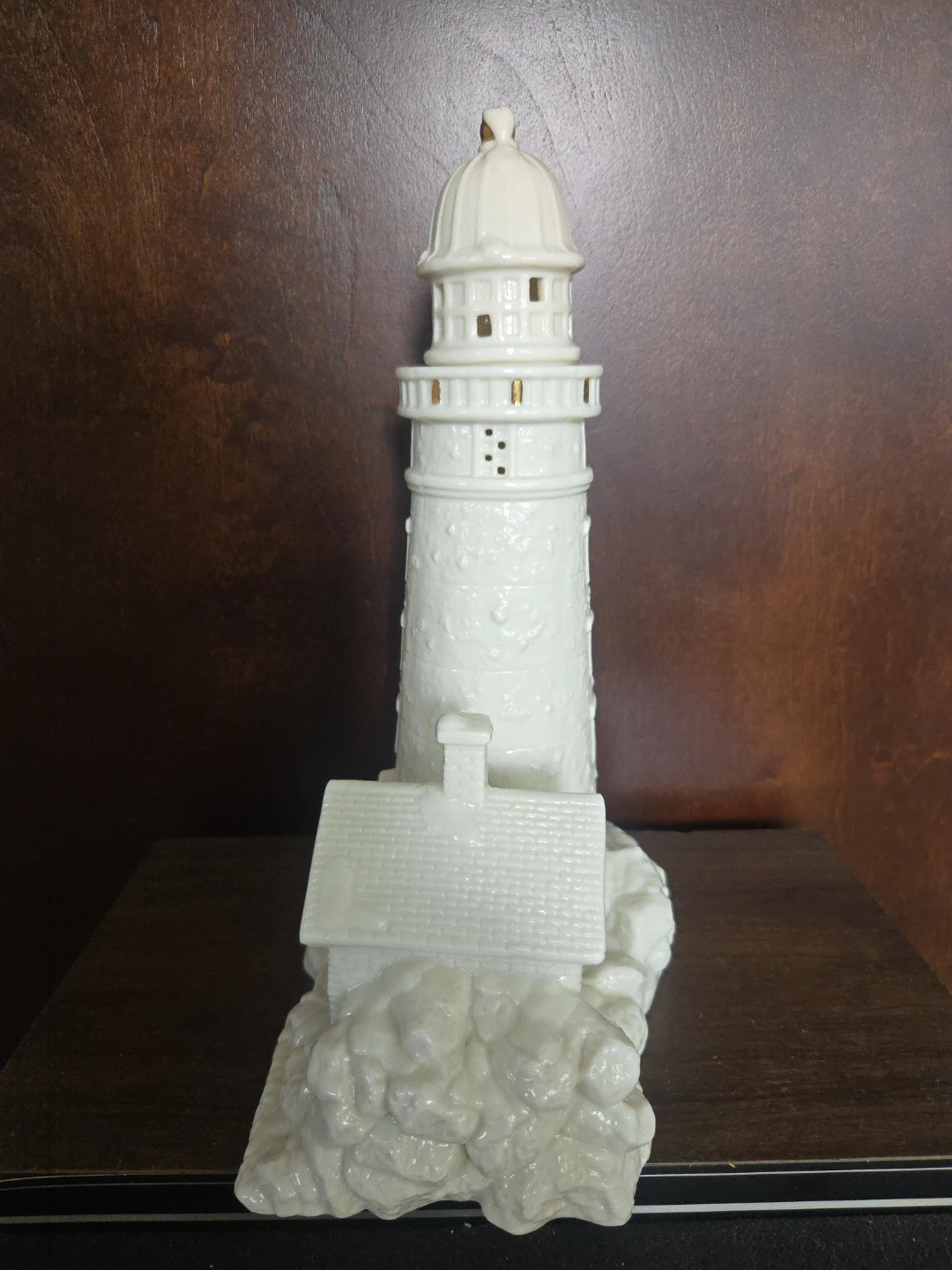 White Porcelain Lighthouse with House Figurine - photo 4
