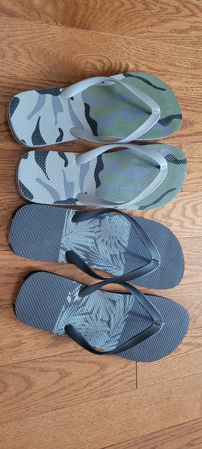 Men's Flip Flops - Camo & Grey