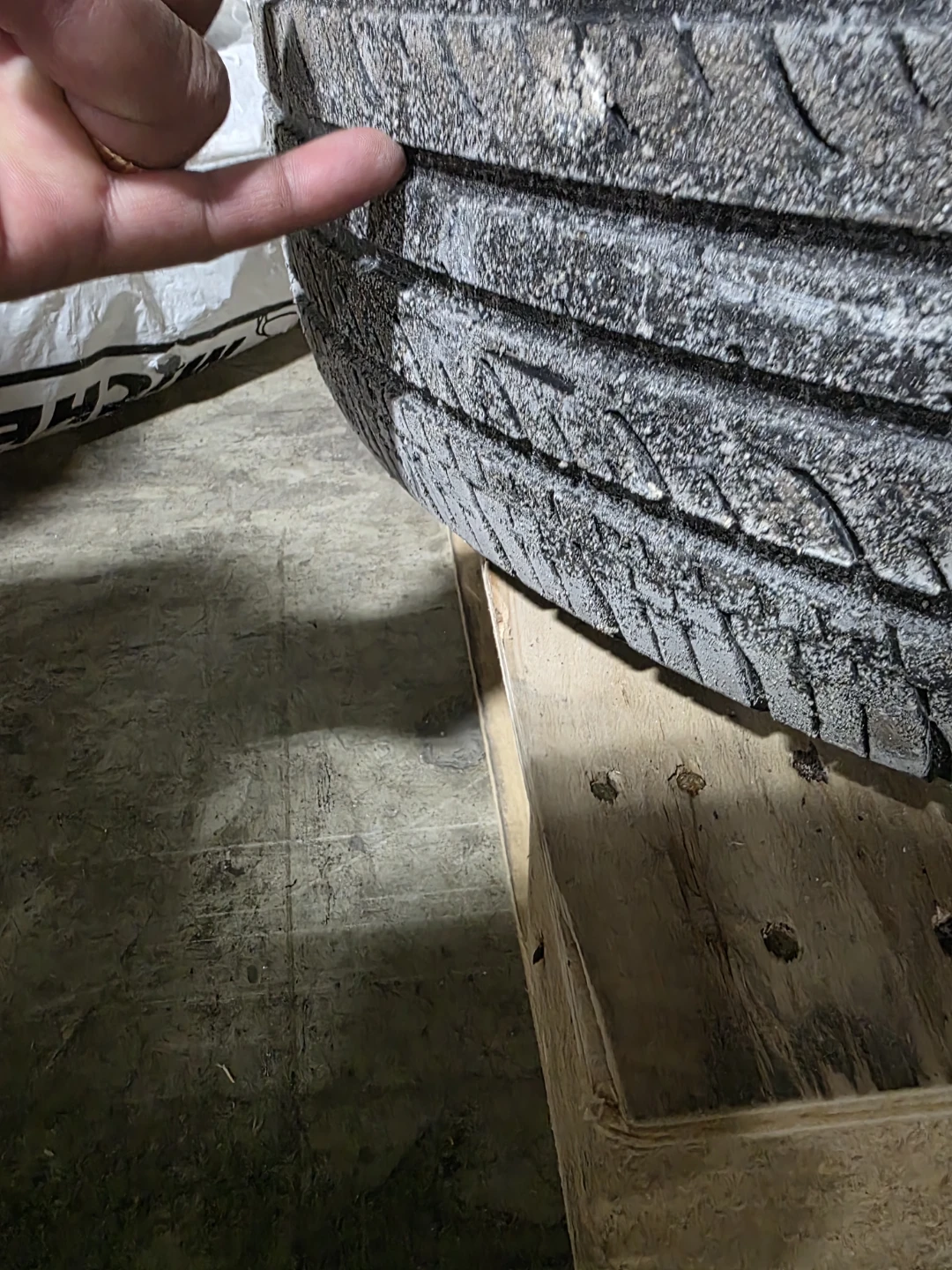 205/65R16 Tire
