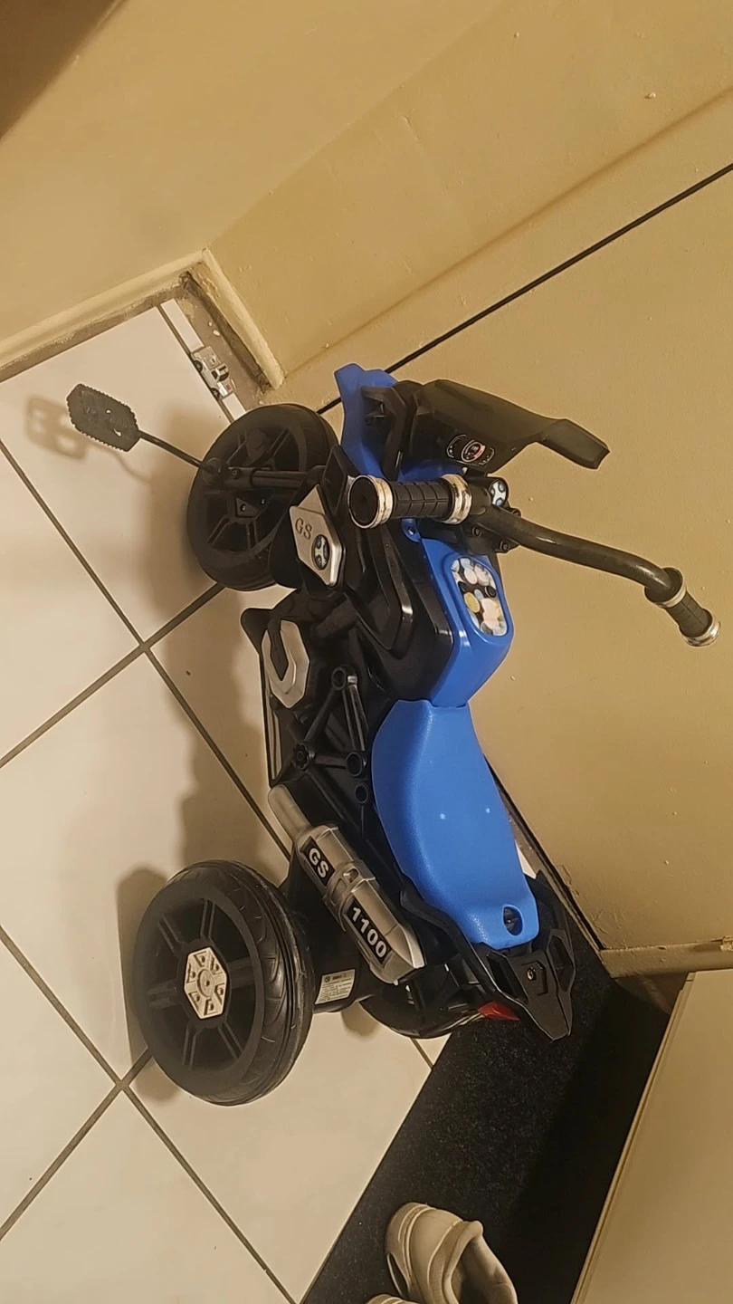 Ride-On Motorcycle (toddlers) - photo 2