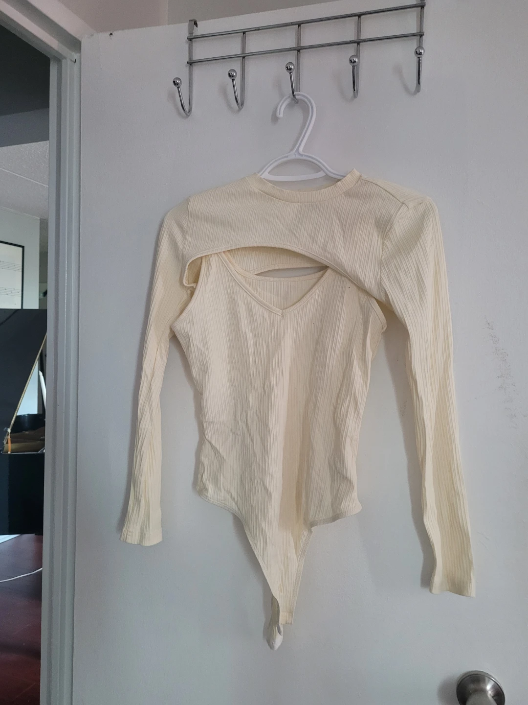 Cream Ribbed Bodysuit and Sleeve Set - photo 2
