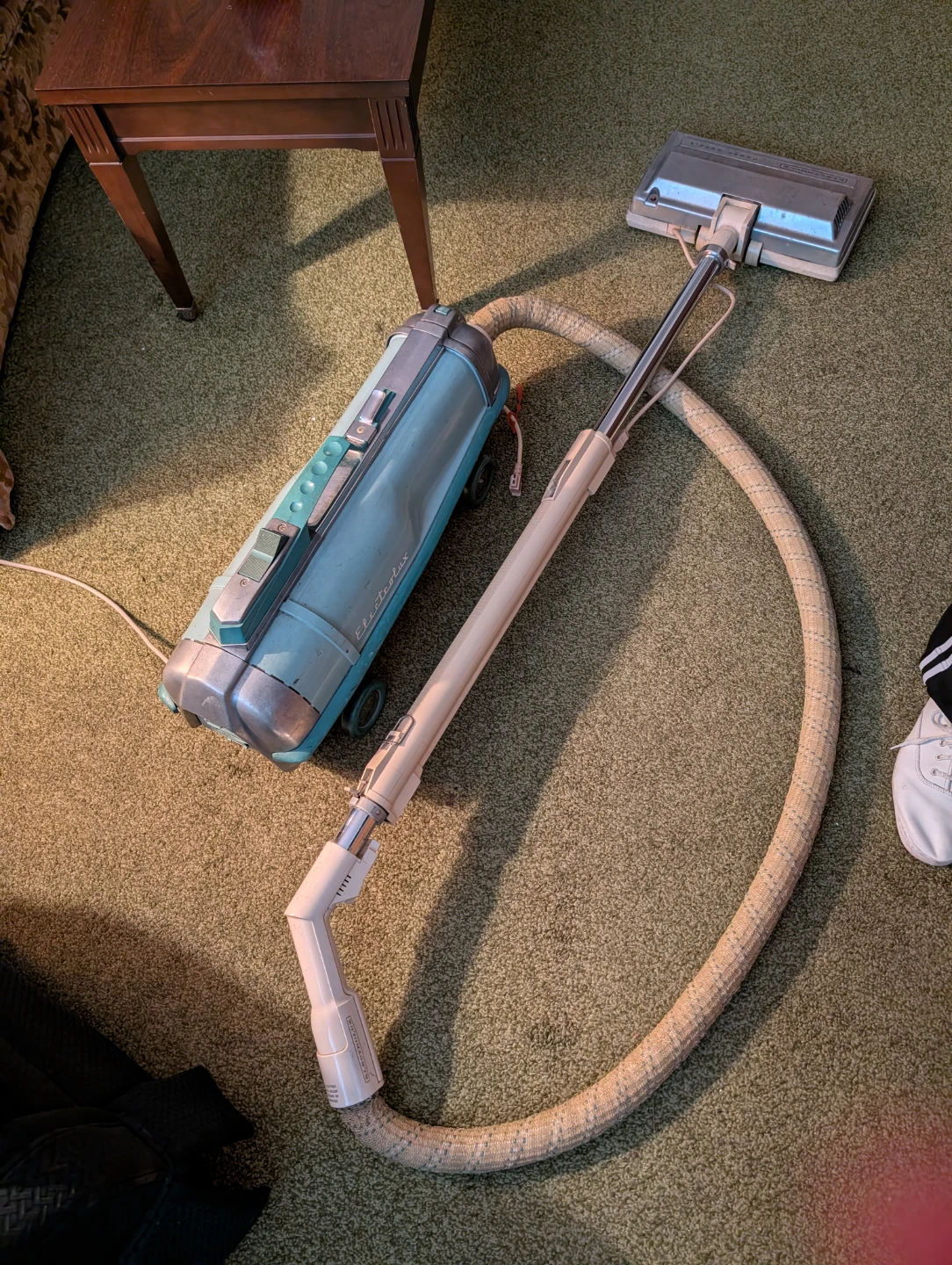 Vintage Electrolux Vacuum Cleaner - photo 2