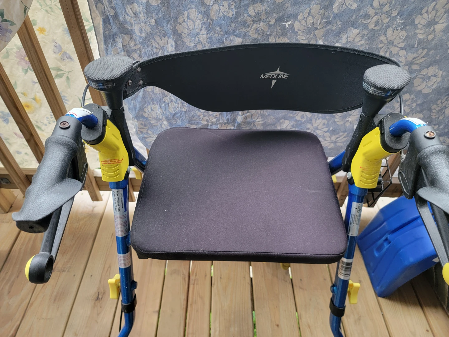 Medline Walker with Seat - photo 2