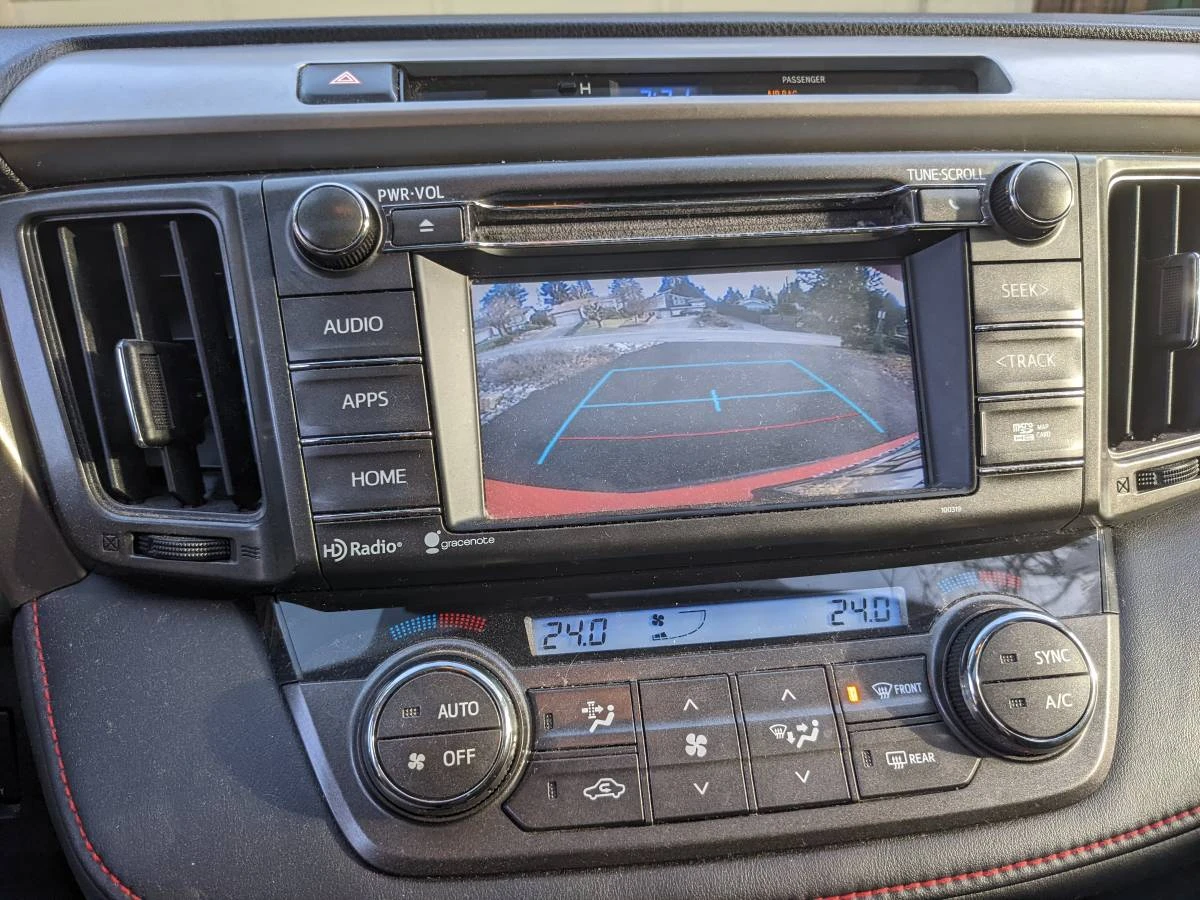 Red Toyota RAV4 XLE AWD - photo 5
