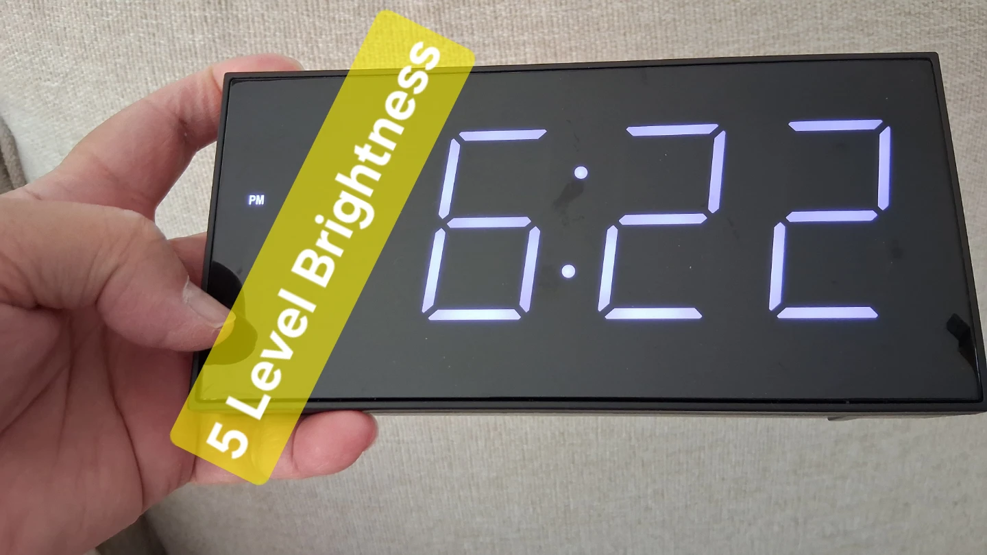 LIKE NEW Big Digits Dimmerable Clock (NO alarm function) - photo 2