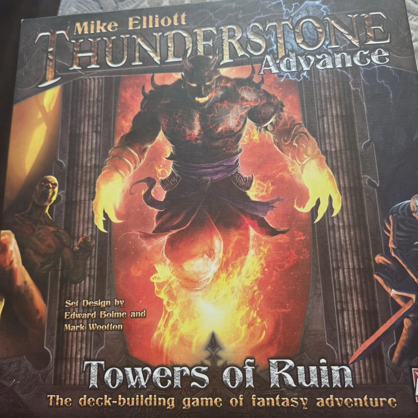 Thunderstone Advance: Towers of Ruin Deck-Building Board Game