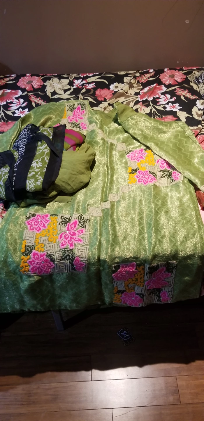 Green Women's Kurti with Floral Embroidery