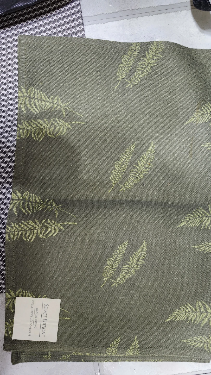 Set of 28 Select Evon placemats2 - photo 2