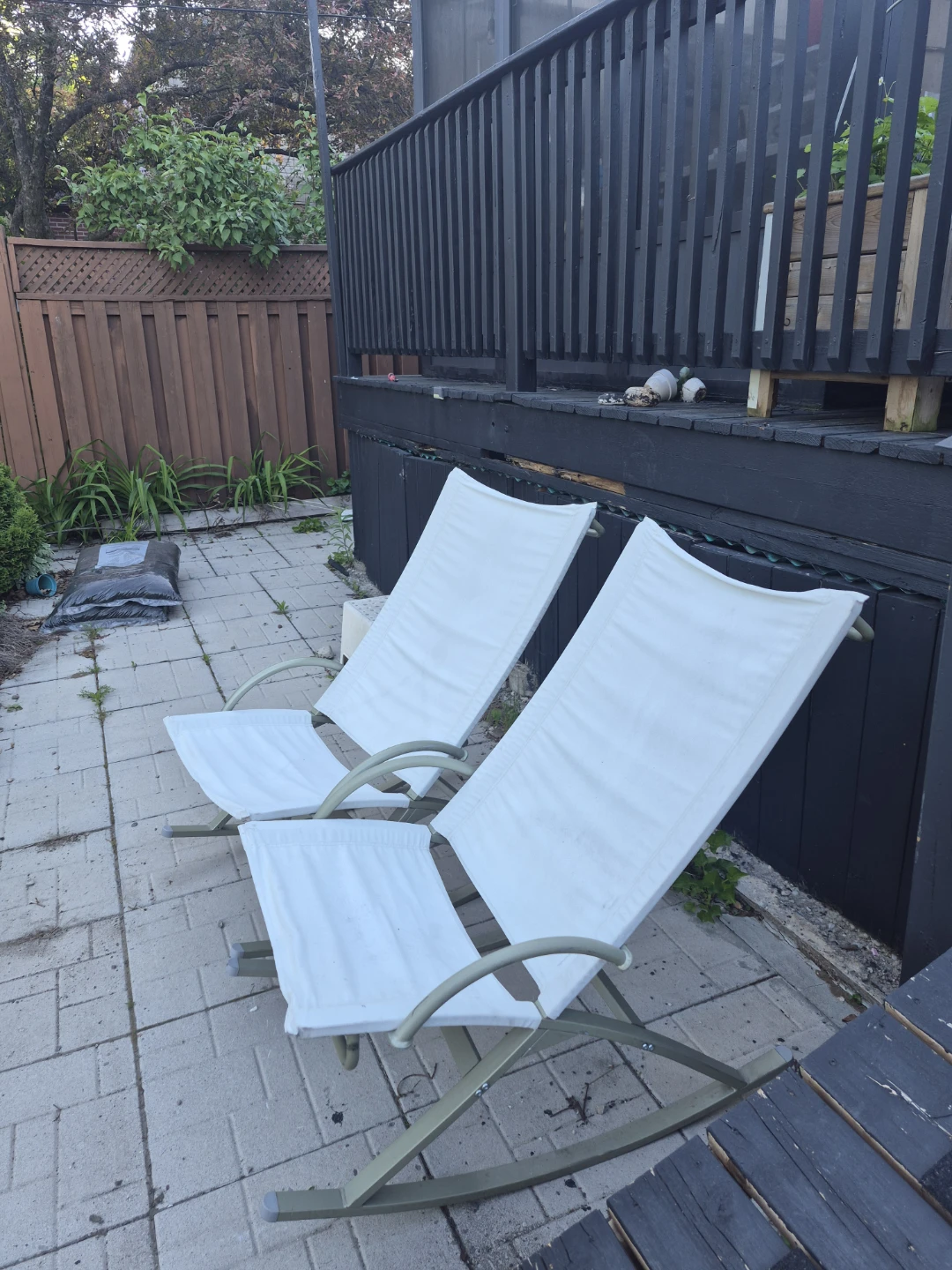Pair of White Outdoor Rocking Chairs - photo 3