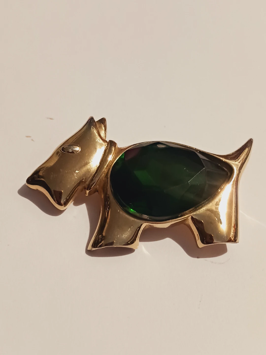 Gorgeous Scottie Dog Brooch with Green Gemstone - photo 3